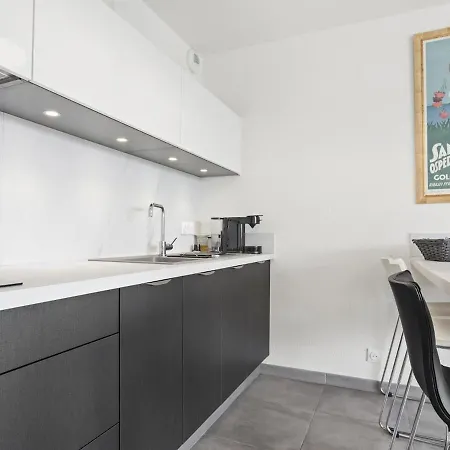 Appt 2 Chambres, 3 Etoiles, Piscine, Wifi, Parking, Clim Saint-Raphaël