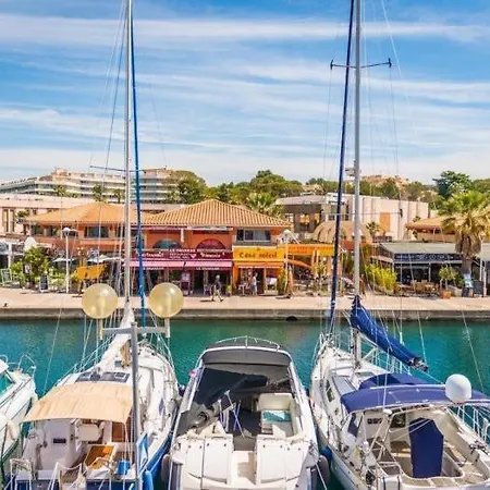 Appt 2 Chambres, 3 Etoiles, Piscine, Wifi, Parking, Clim Appartement Saint-Raphaël