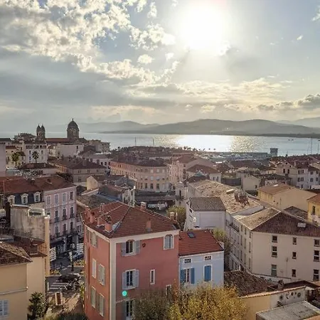Appt 2 Chambres, 3 Etoiles, Piscine, Wifi, Parking, Clim Apartment